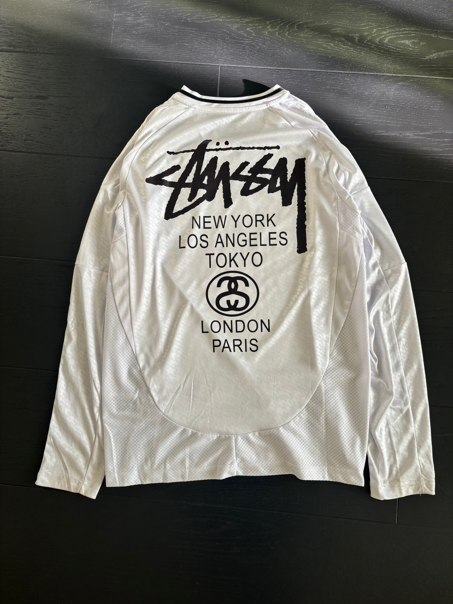 限定版 STÜSSY x “レアル・マドリード” ロングスリーブ - 2024