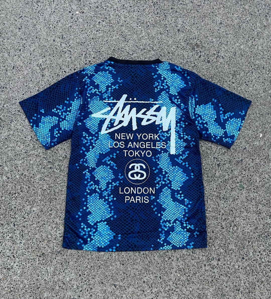 STÜSSY X “INTER MILAN” ジャージ