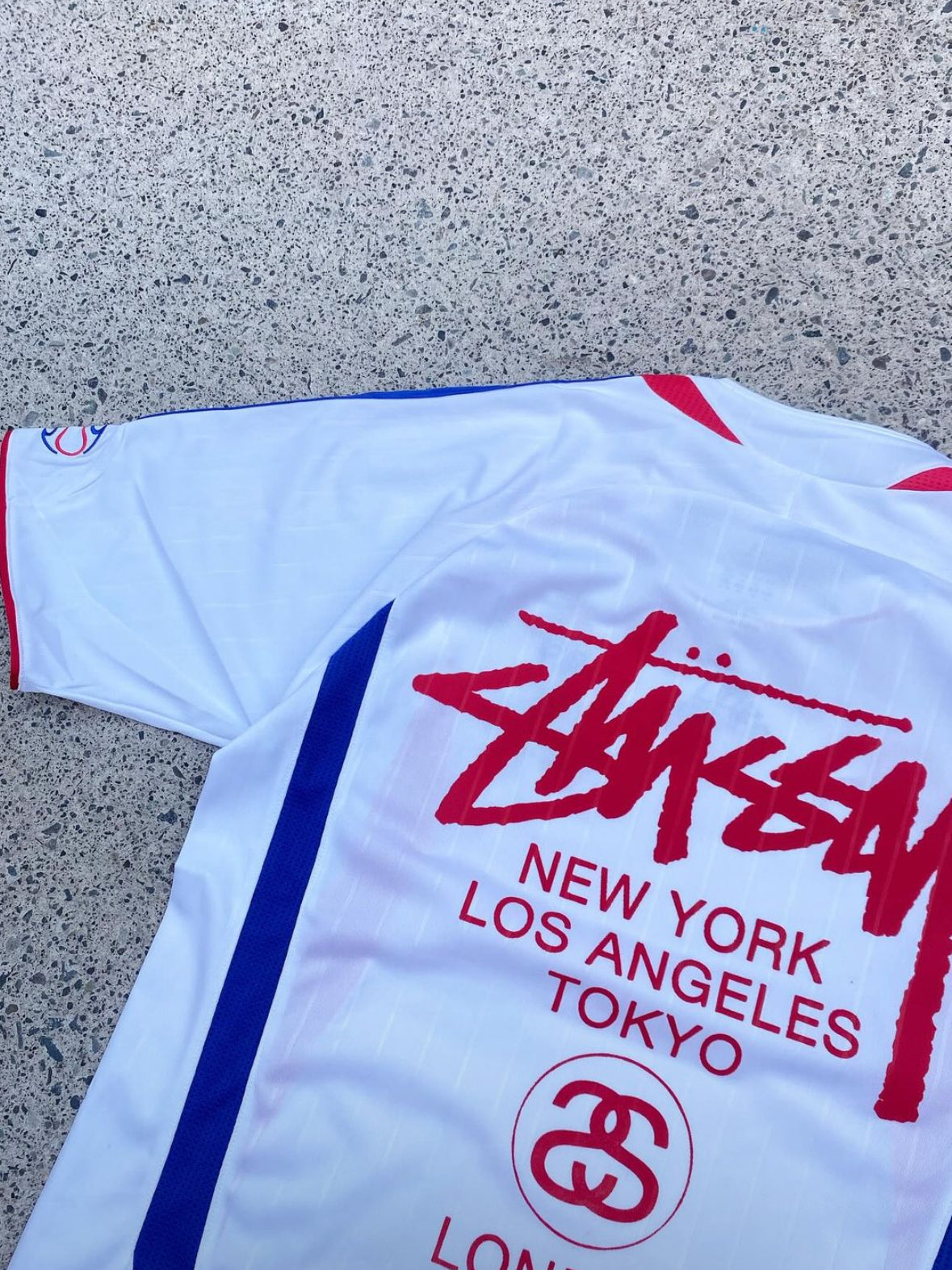 STÜSSY X “FRANCE” ジャージ